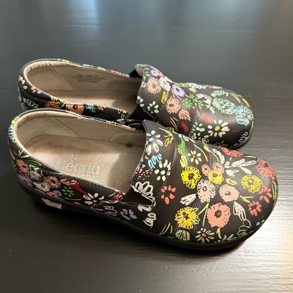 Alegria Shoes - Alegria Keli Doodley Doo professional shoes size 39 slip resistant